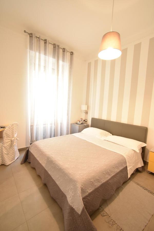 Affittacamere E Appartamenti - Rent Rooms And Apartments Le Camere Nel Corso - Adults Only Λα Σπέτσια Εξωτερικό φωτογραφία