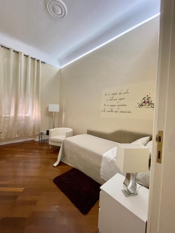 Affittacamere E Appartamenti - Rent Rooms And Apartments Le Camere Nel Corso - Adults Only Λα Σπέτσια Εξωτερικό φωτογραφία