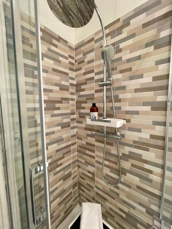 Affittacamere E Appartamenti - Rent Rooms And Apartments Le Camere Nel Corso - Adults Only Λα Σπέτσια Εξωτερικό φωτογραφία