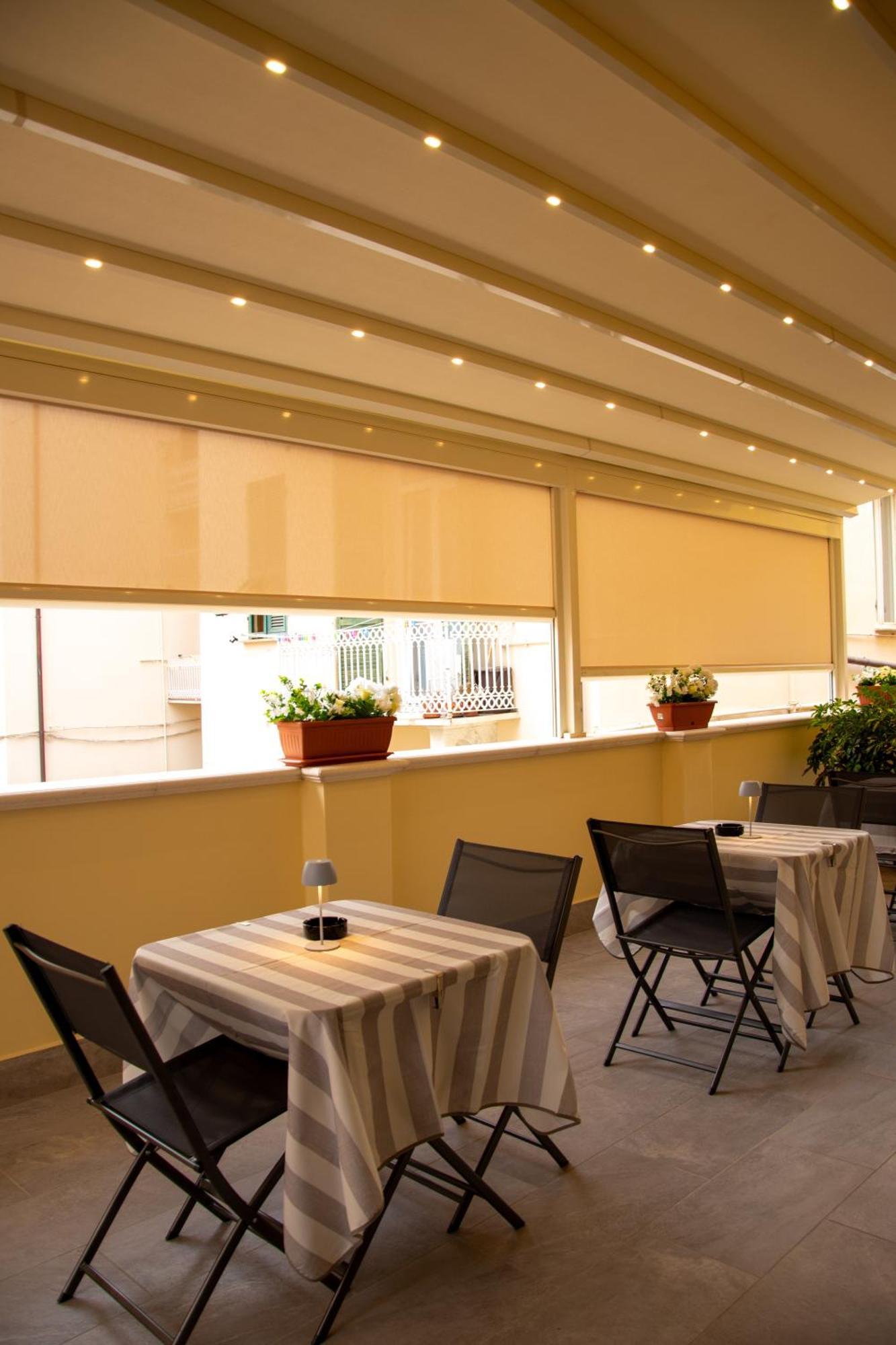 Affittacamere E Appartamenti - Rent Rooms And Apartments Le Camere Nel Corso - Adults Only Λα Σπέτσια Εξωτερικό φωτογραφία