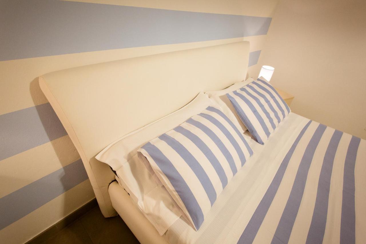 Affittacamere E Appartamenti - Rent Rooms And Apartments Le Camere Nel Corso - Adults Only Λα Σπέτσια Εξωτερικό φωτογραφία