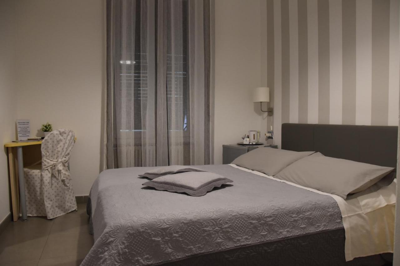 Affittacamere E Appartamenti - Rent Rooms And Apartments Le Camere Nel Corso - Adults Only Λα Σπέτσια Εξωτερικό φωτογραφία